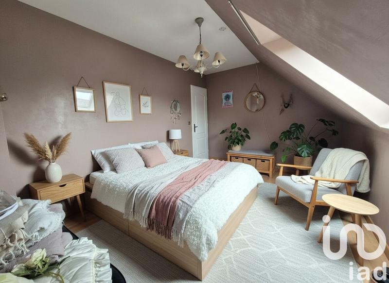 Maison - 158 m² - 8 pièces