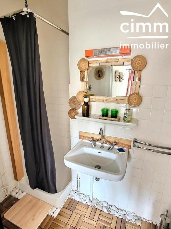 Maison ancienne - 354 m² - 8 pièces