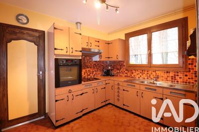 Maison - 140 m² - 6 pièces