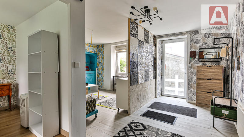 Maison - 84 m² - 5 pièces