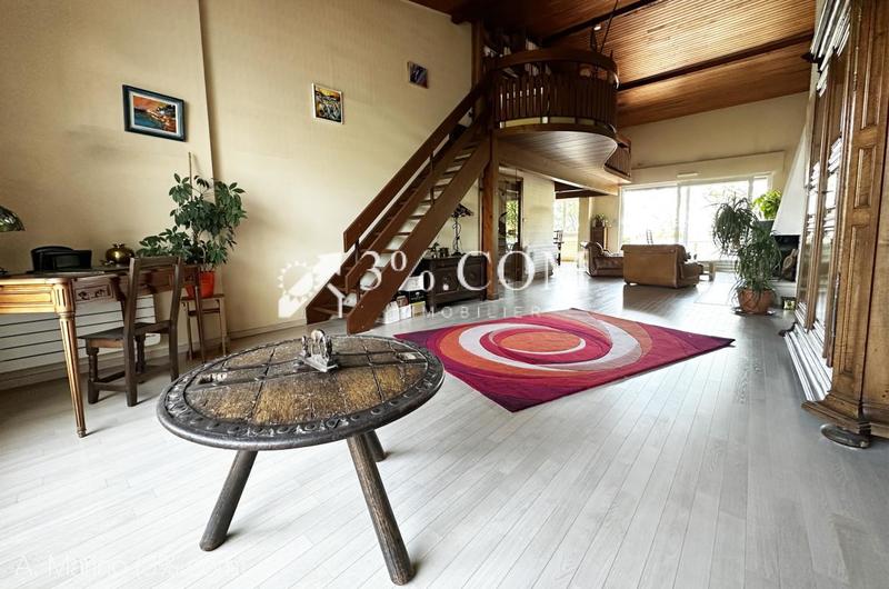 Duplex - 171 m² - 7 pièces