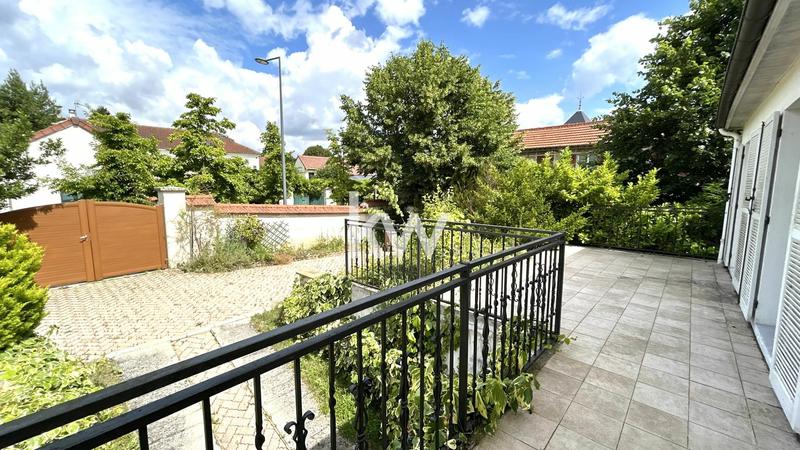 Maison - 86 m² - 4 pièces