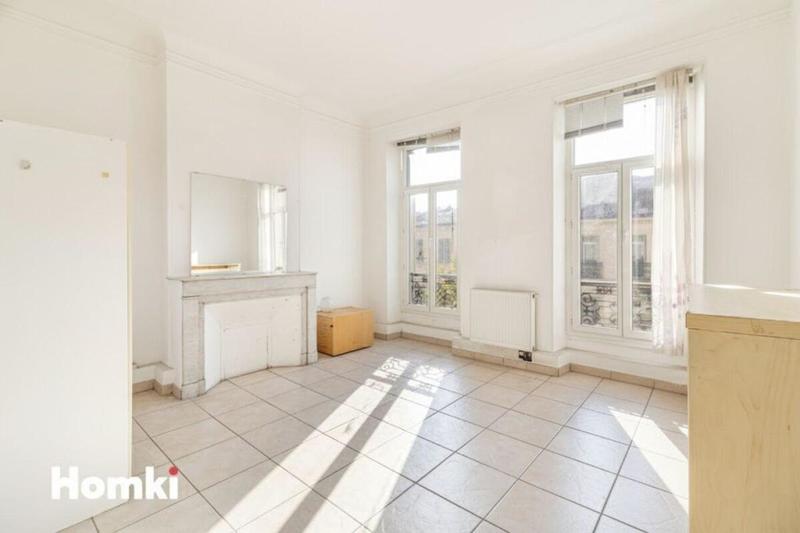 Appartement - 80 m² - 3 pièces