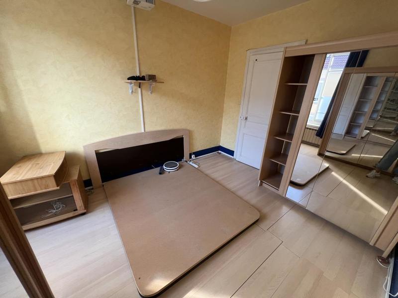 Appartement ancien - 74 m² - 4 pièces