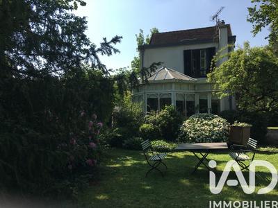 Maison - 187 m² - 7 pièces