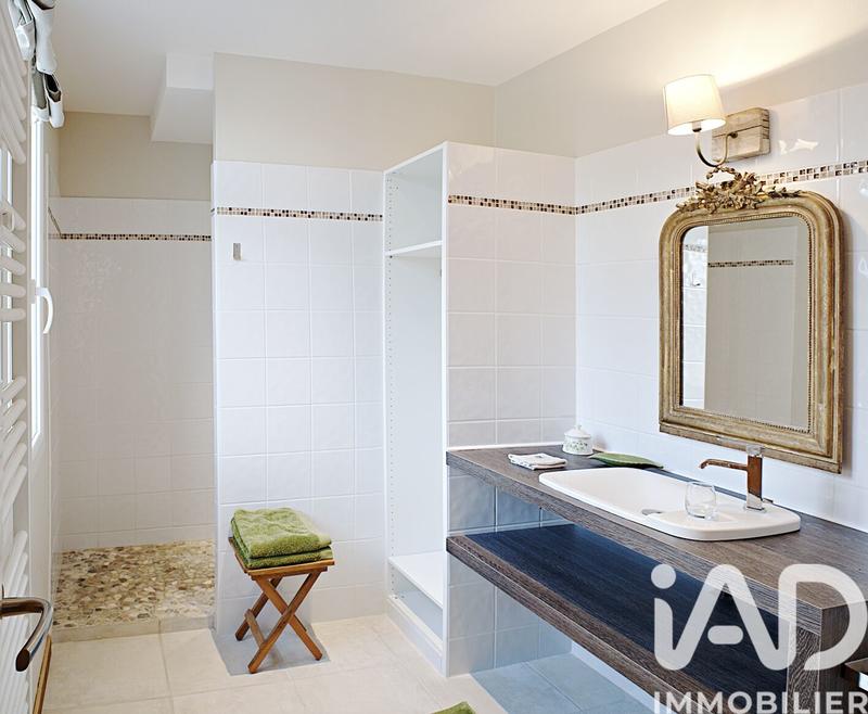 Maison de campagne - 250 m² - 7 pièces