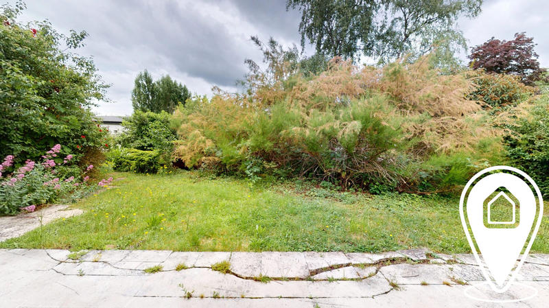 Maison - 346 m² - 11 pièces