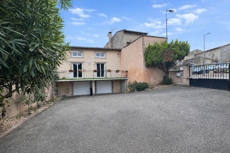 Maison - 209 m² - 7 pièces
