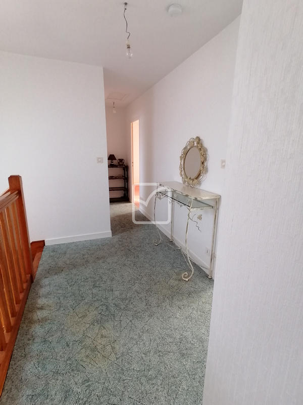 Maison - 142 m² - 7 pièces