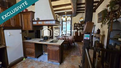 Maison - 225 m² - 8 pièces