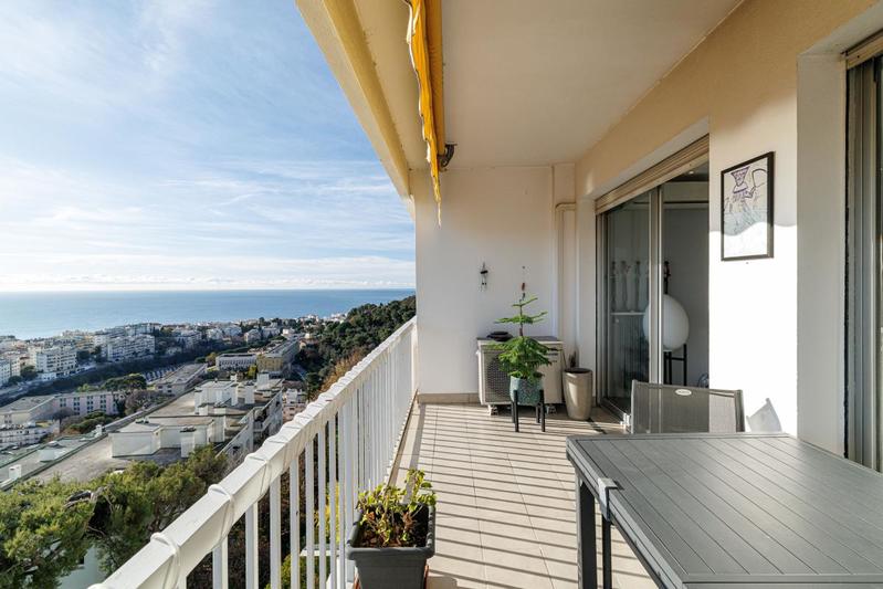 Appartement - 79 m² - 3 pièces