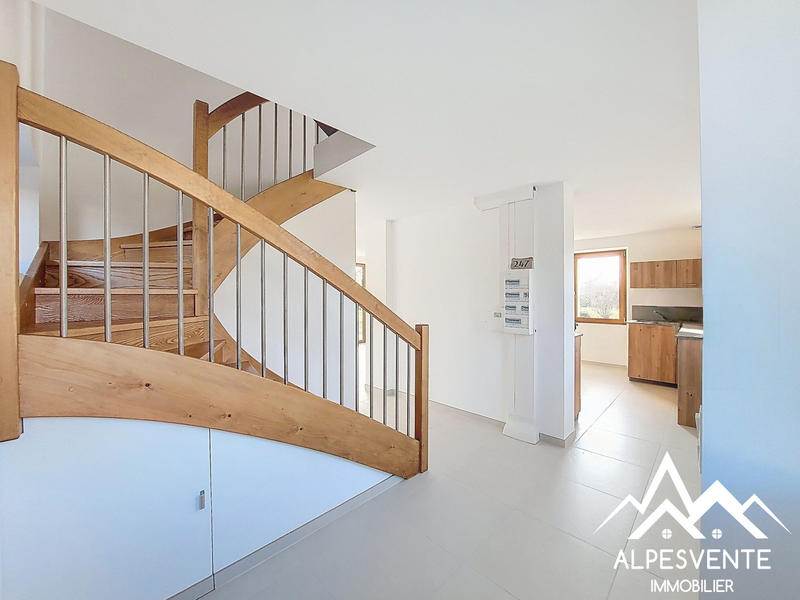 Maison - 118 m² - 6 pièces