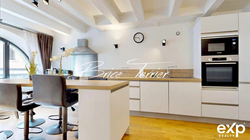 Appartement - 64 m² - 2 pièces