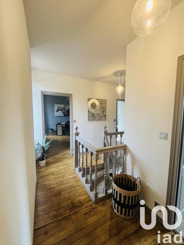 Maison - 200 m² - 5 pièces