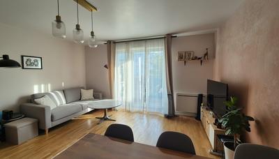 Appartement - 77 m² - 4 pièces