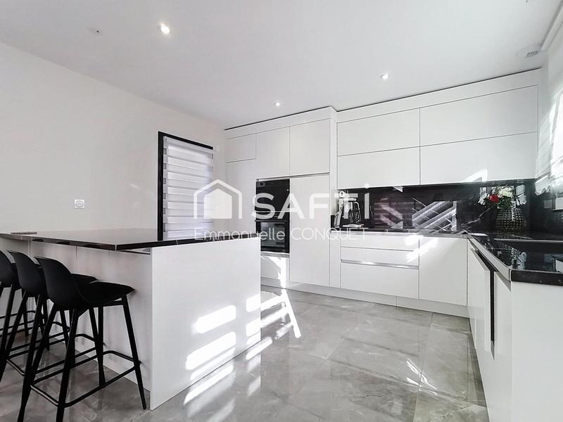 Maison - 125 m² - 4 pièces