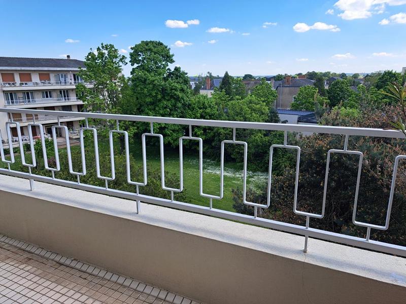 Appartement - 123 m² - 6 pièces