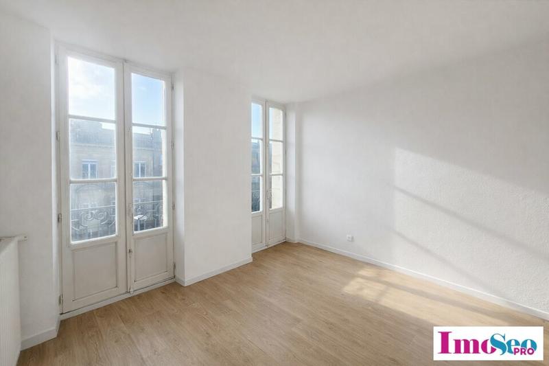 Local d'activité / Entrepôt - 521 m²