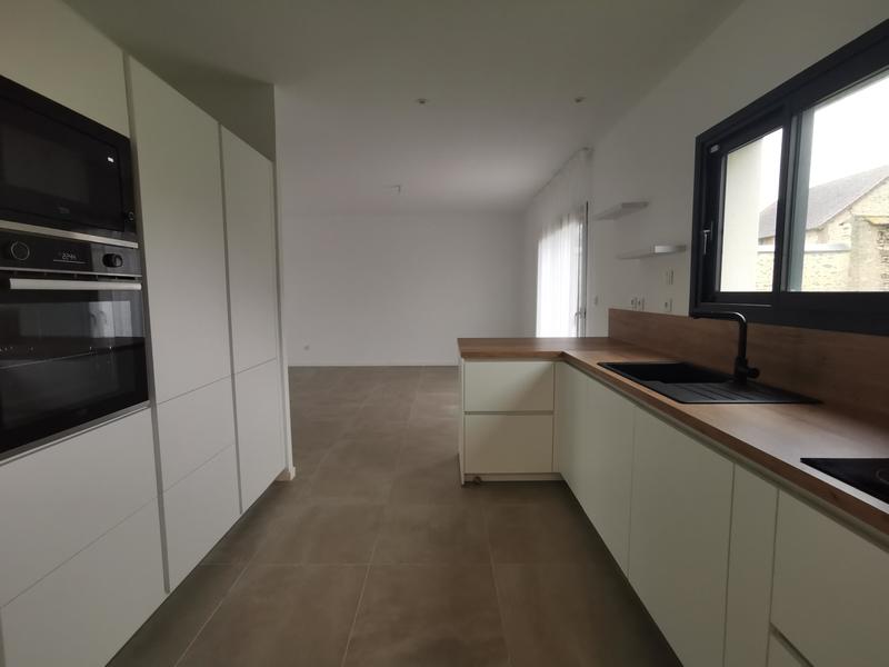 Maison - 97 m² - 4 pièces