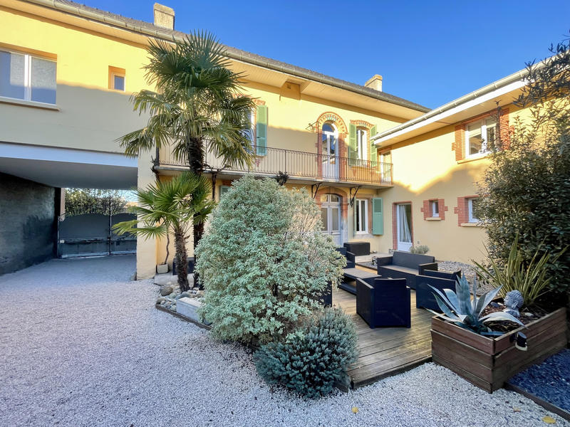 Maison - 197 m² - 6 pièces