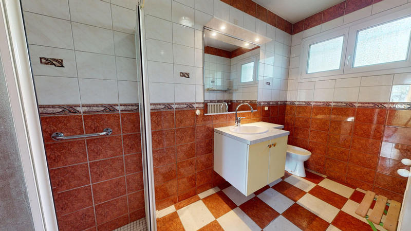 Maison - 172 m² - 7 pièces