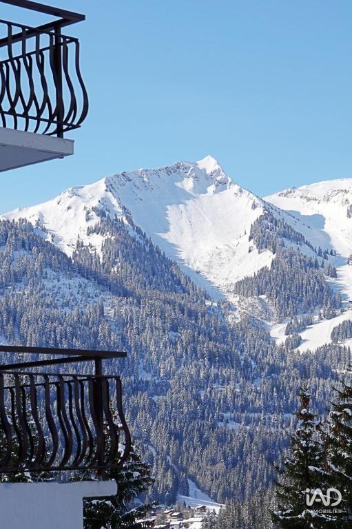 Local commercial - 931 m²