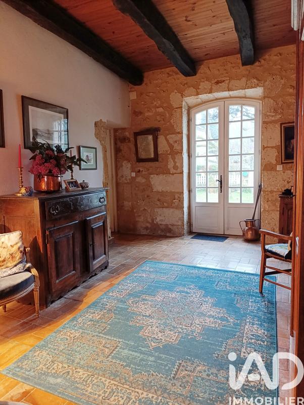 Maison - 393 m² - 10 pièces