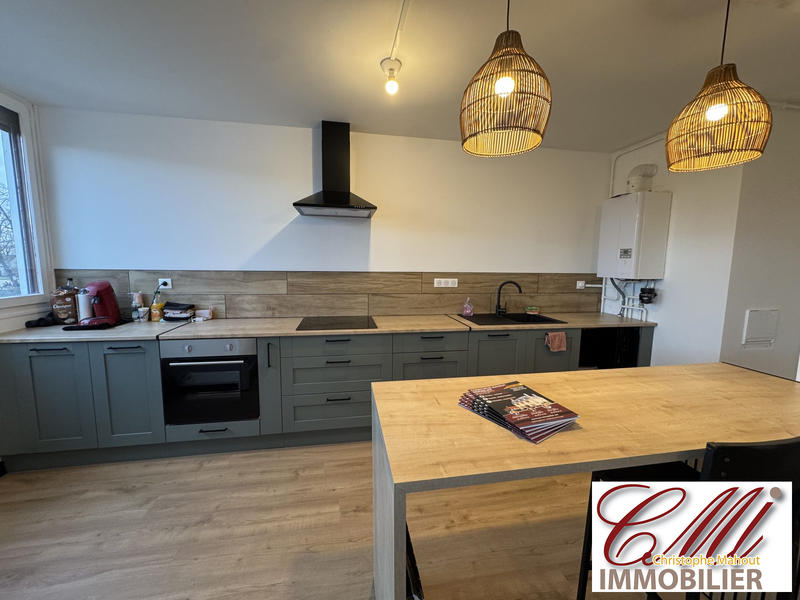 Appartement - 91 m² - 4 pièces