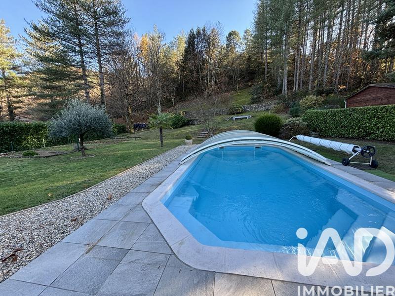 Maison - 97 m² - 4 pièces