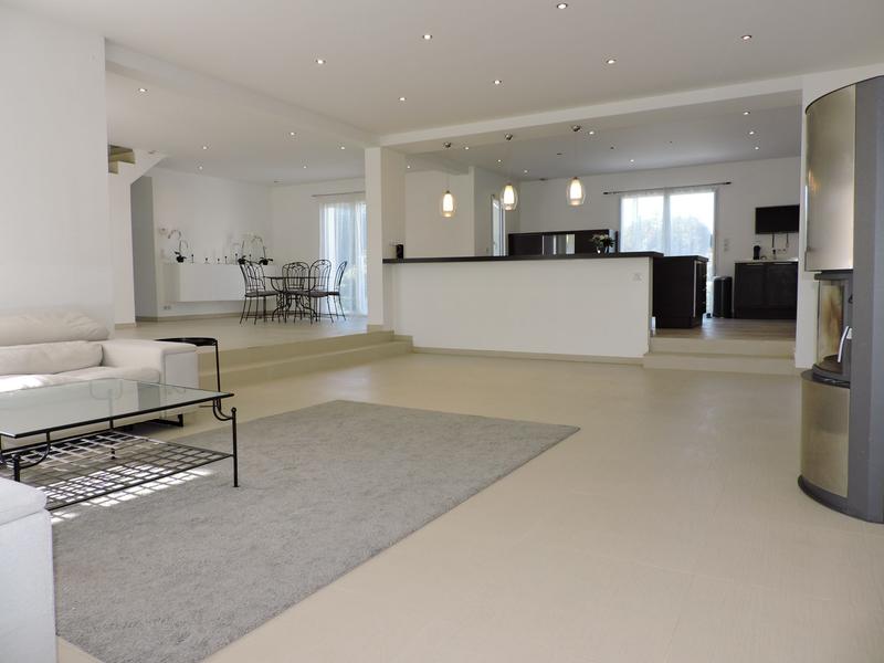 Maison contemporaine - 224 m² - 8 pièces