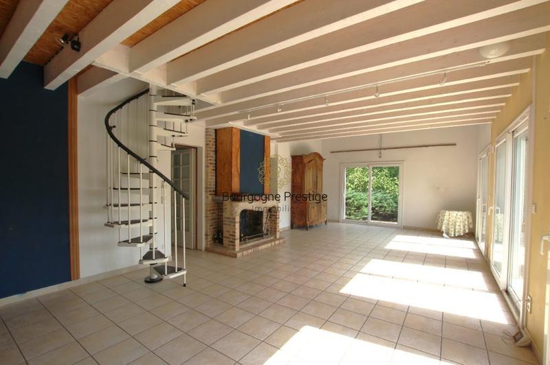 Propriété - 292 m² - 13 pièces