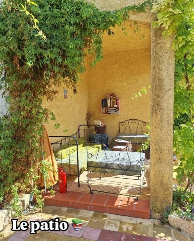 Mas - 280 m² - 14 pièces