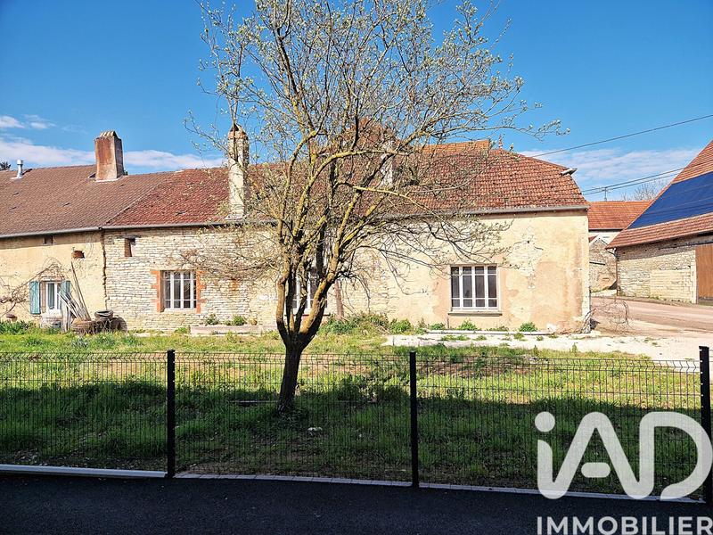 Maison de village - 98 m² - 5 pièces