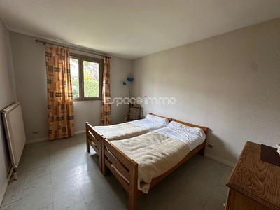 Maison - 99 m² - 6 pièces