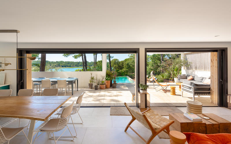 Villa - 290 m² - 9 pièces