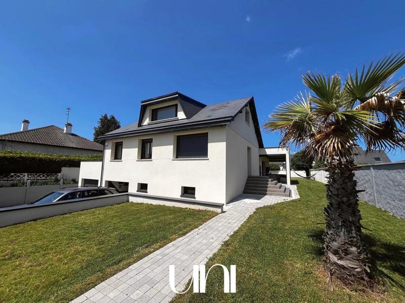 Maison - 206 m² - 6 pièces