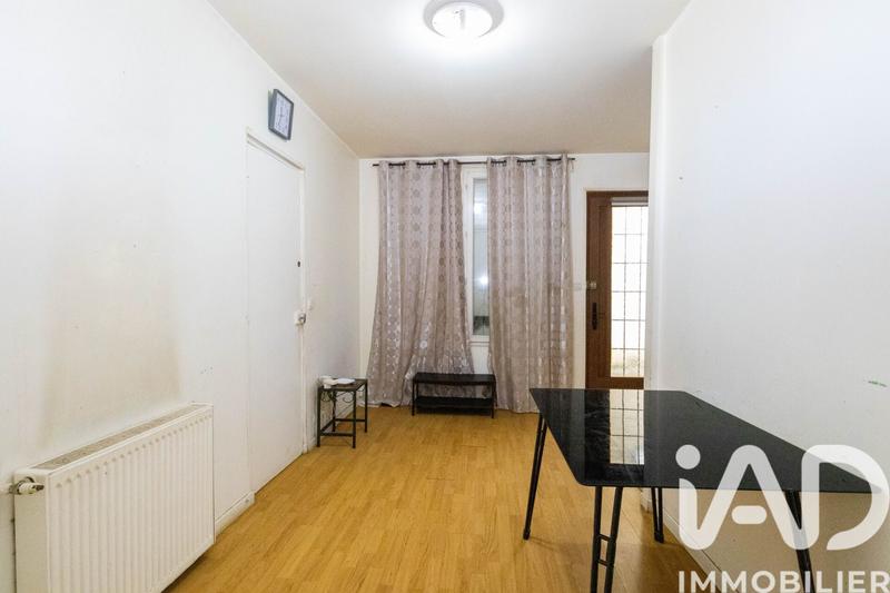 Maison - 92 m² - 5 pièces