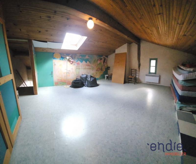 Maison - 148 m² - 7 pièces