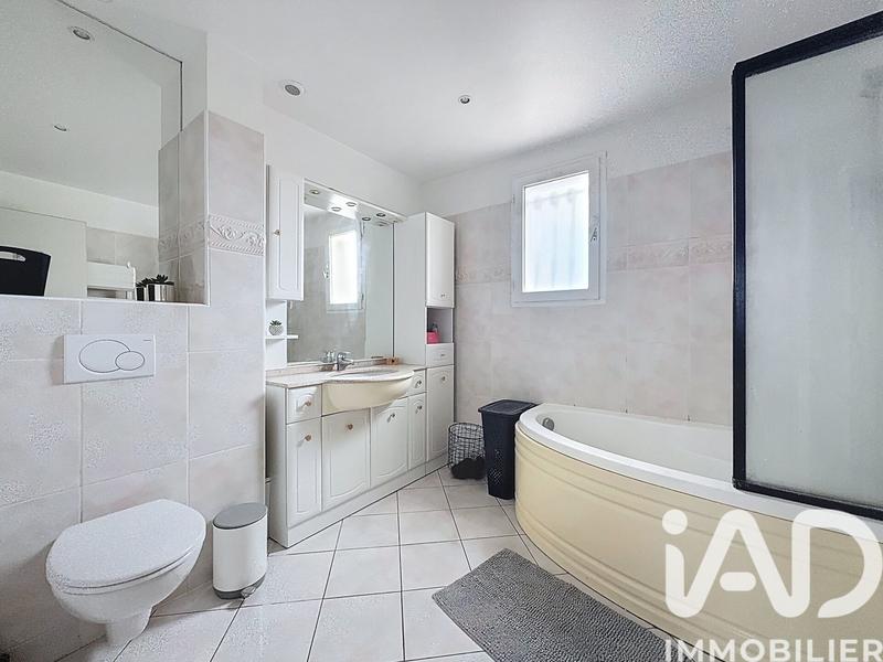 Maison - 91 m² - 5 pièces