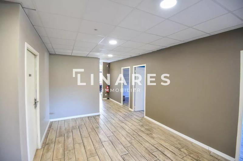 Bureau - 382 m² - 11 pièces