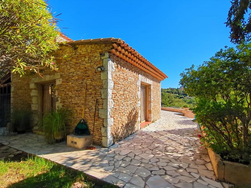 Maison - 170 m² - 5 pièces