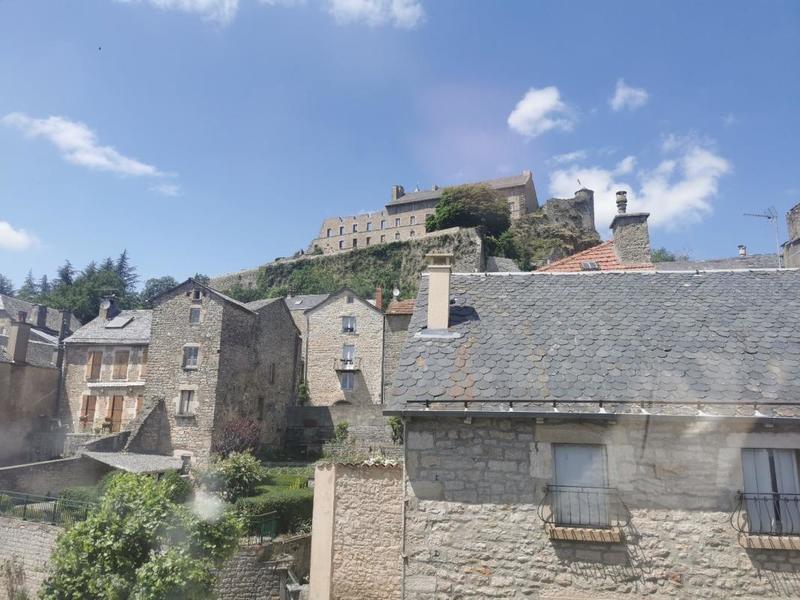 Maison de village - 187 m² - 9 pièces