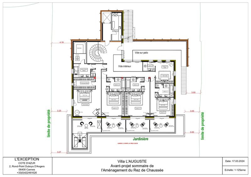 Propriété - 923 m² - 8 pièces