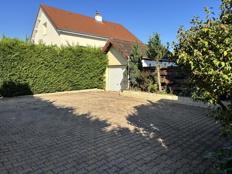 Maison - 122 m² - 5 pièces