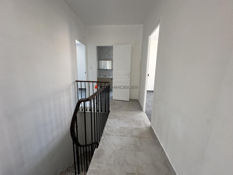 Immeuble - 147 m² - 6 pièces