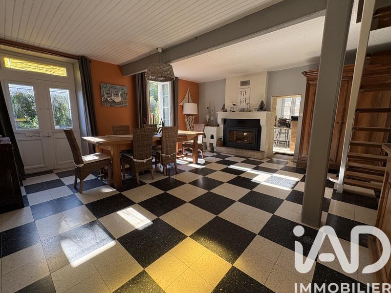 Maison - 170 m² - 7 pièces