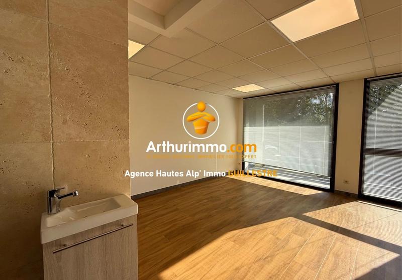 Bureau - 53 m² - 2 pièces