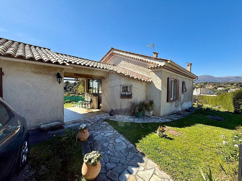 Maison - 85 m² - 3 pièces