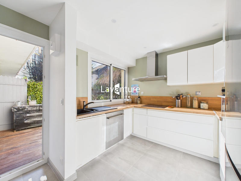 Appartement - 81 m² - 4 pièces