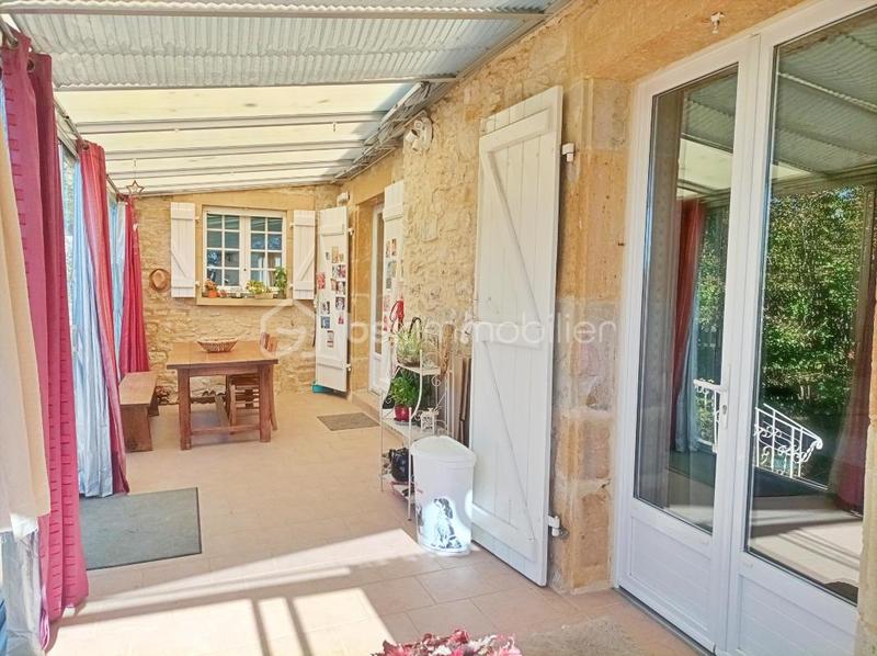 Demeure - 114 m² - 7 pièces